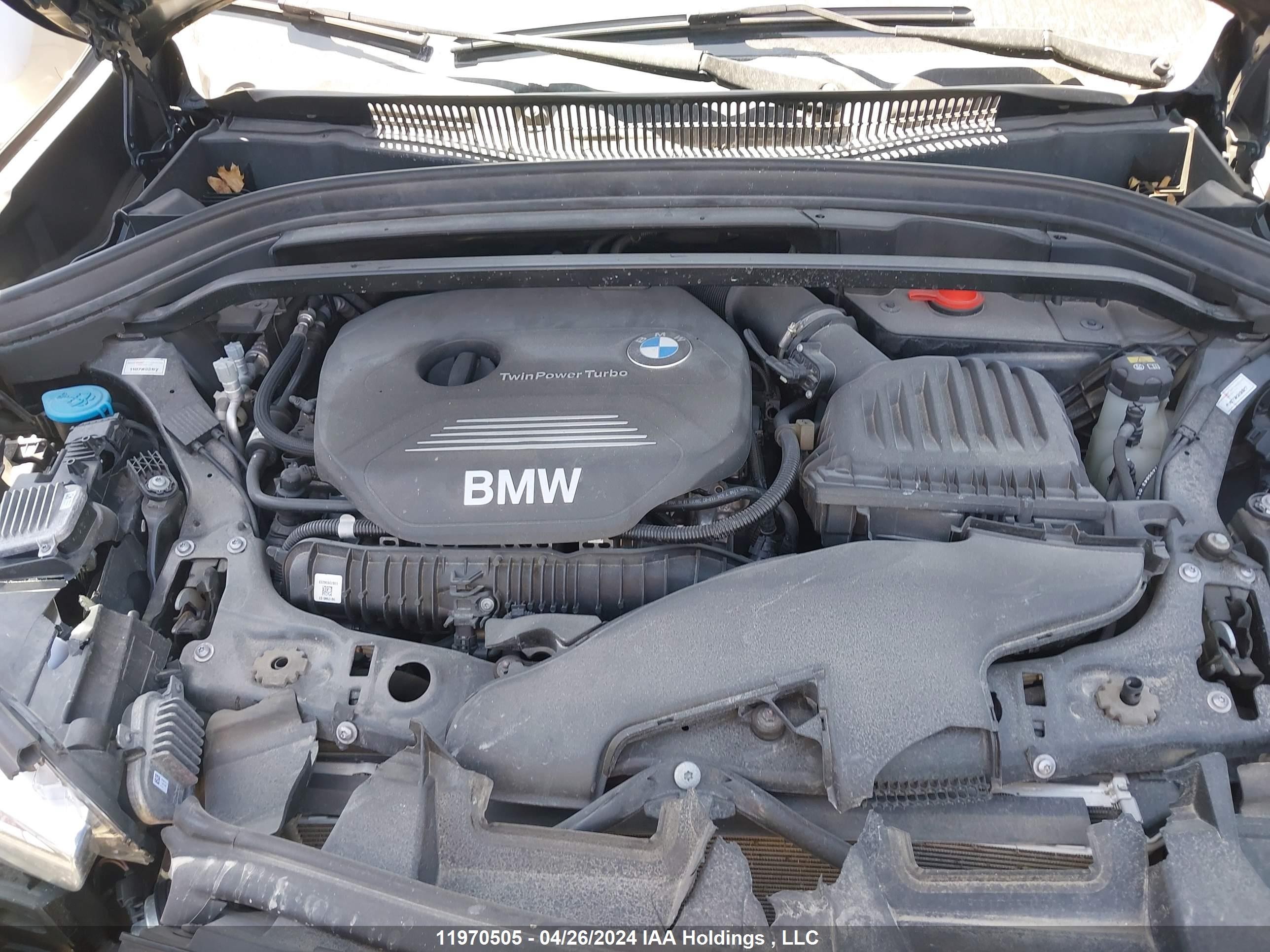 Photo 9 VIN: WBXHT3C33J5F90643 - BMW X1 