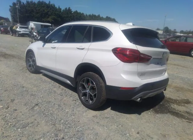 Photo 2 VIN: WBXHT3C33J5L34046 - BMW X1 