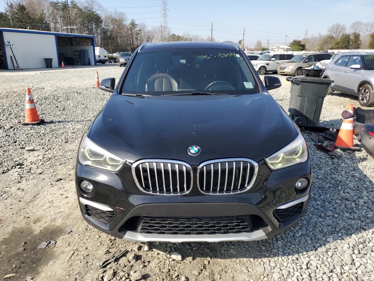 Photo 4 VIN: WBXHT3C34H5F70413 - BMW X1 