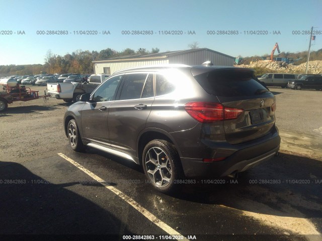 Photo 2 VIN: WBXHT3C34H5F81038 - BMW X1 