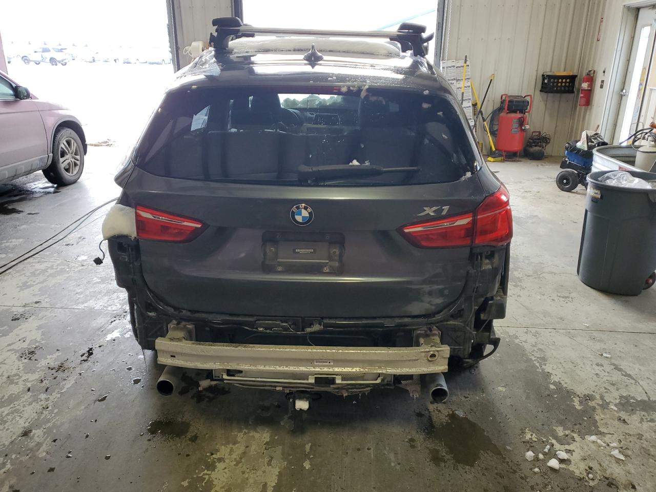 Photo 5 VIN: WBXHT3C34J5F91154 - BMW X1 