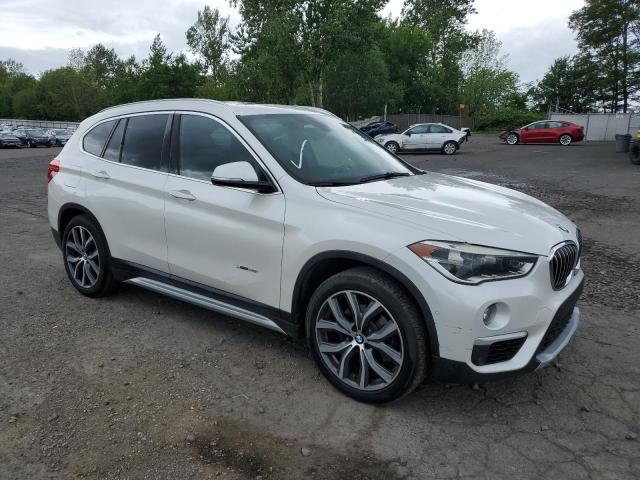 Photo 3 VIN: WBXHT3C35GP881610 - BMW X1 