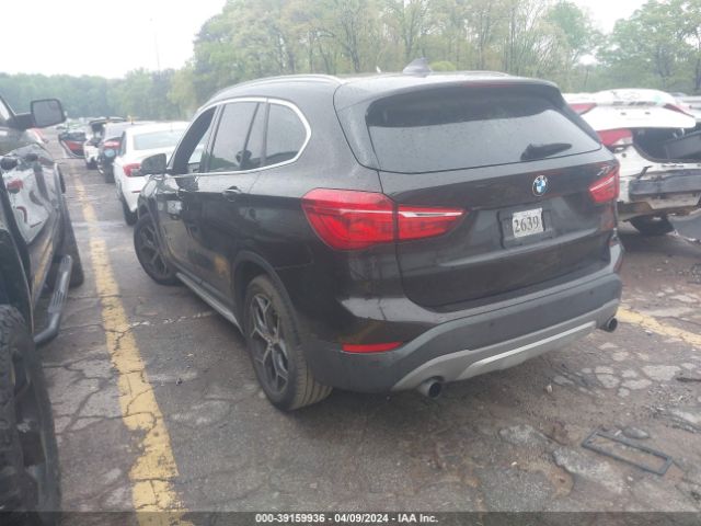 Photo 2 VIN: WBXHT3C35GP884684 - BMW X1 