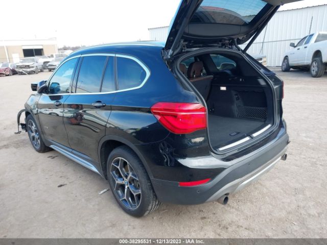 Photo 2 VIN: WBXHT3C35H5F69934 - BMW X1 