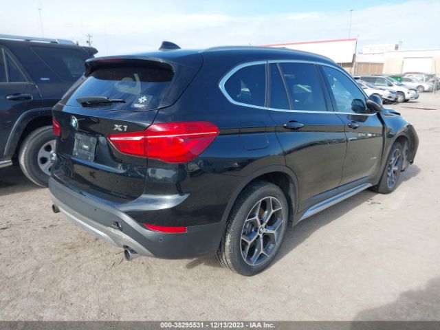 Photo 3 VIN: WBXHT3C35H5F69934 - BMW X1 