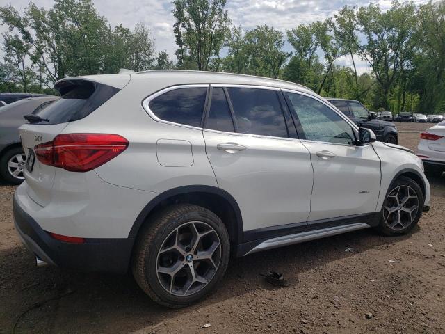 Photo 2 VIN: WBXHT3C35H5F78584 - BMW X1 XDRIVE2 