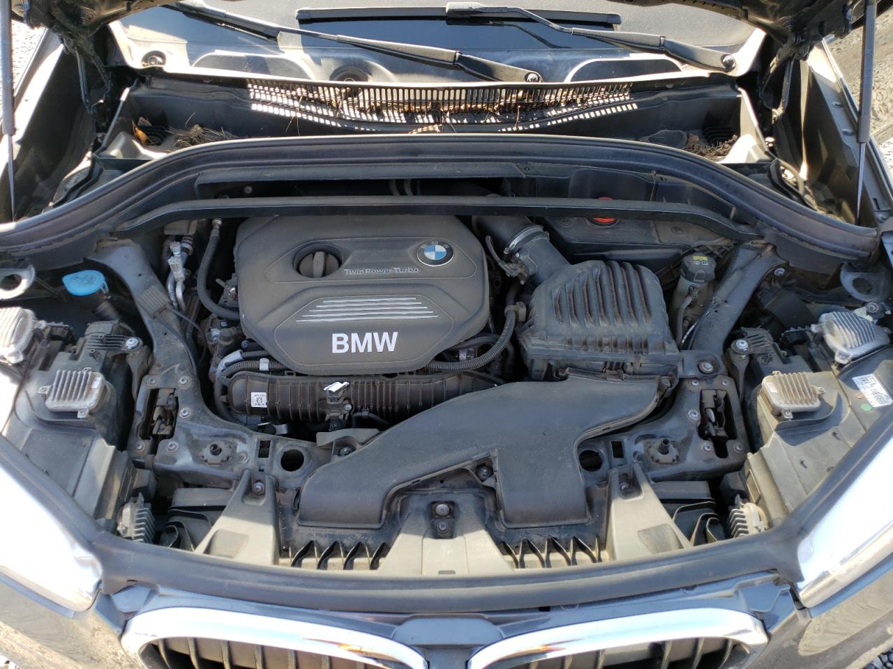 Photo 11 VIN: WBXHT3C35H5F81579 - BMW X1 