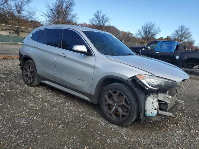 Photo 3 VIN: WBXHT3C35J5K28388 - BMW X1 XDRIVE2 