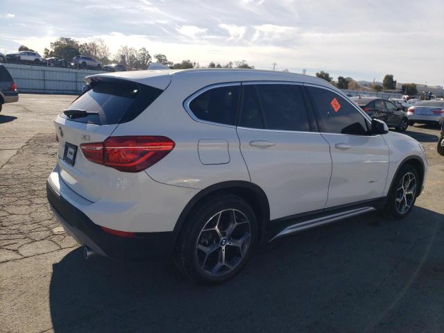 Photo 2 VIN: WBXHT3C36GP882197 - BMW X1 