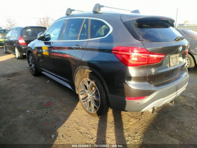 Photo 2 VIN: WBXHT3C36GP882684 - BMW X1 