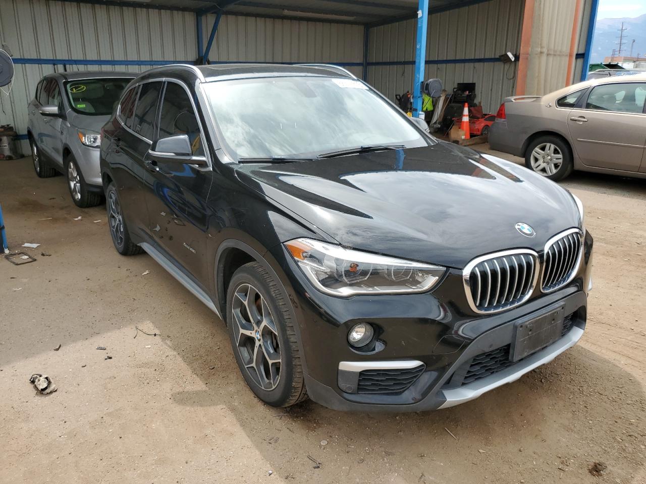 Photo 3 VIN: WBXHT3C36GP885245 - BMW X1 