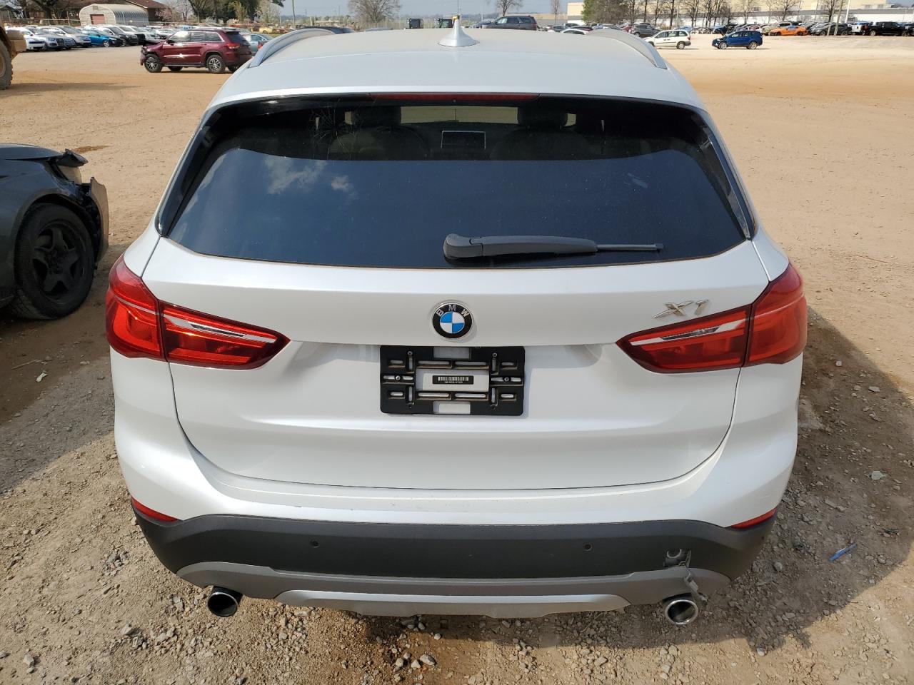 Photo 5 VIN: WBXHT3C36H5F74026 - BMW X1 