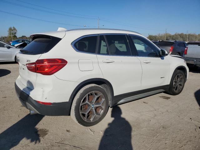 Photo 2 VIN: WBXHT3C36H5F75824 - BMW X1 XDRIVE2 