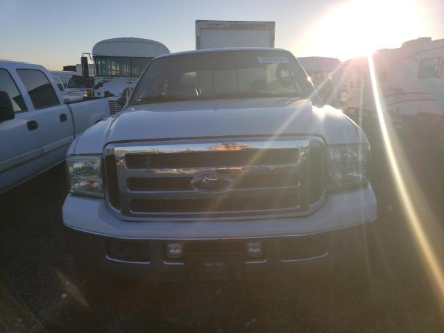 Photo 4 VIN: WBXHT3C36H5F75922 - FORD F250 