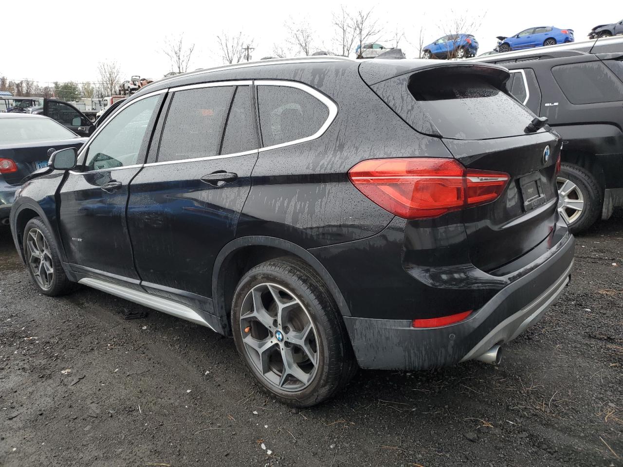 Photo 1 VIN: WBXHT3C36H5F77198 - BMW X1 