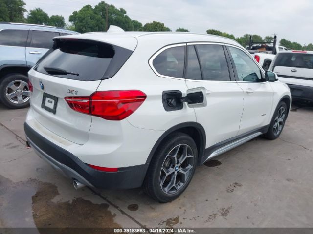 Photo 3 VIN: WBXHT3C36J5L25146 - BMW X1 