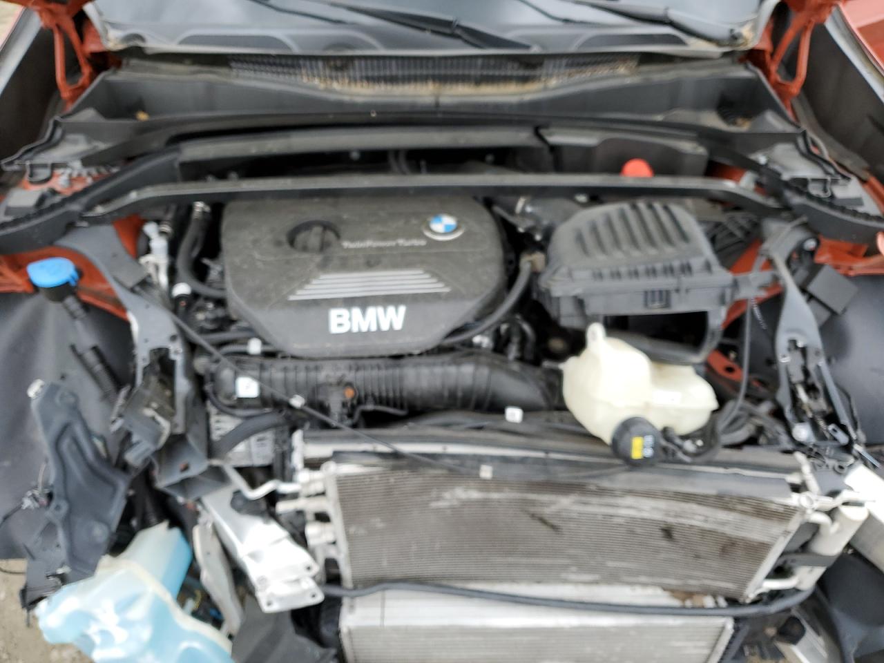 Photo 10 VIN: WBXHT3C36J5L33411 - BMW X1 