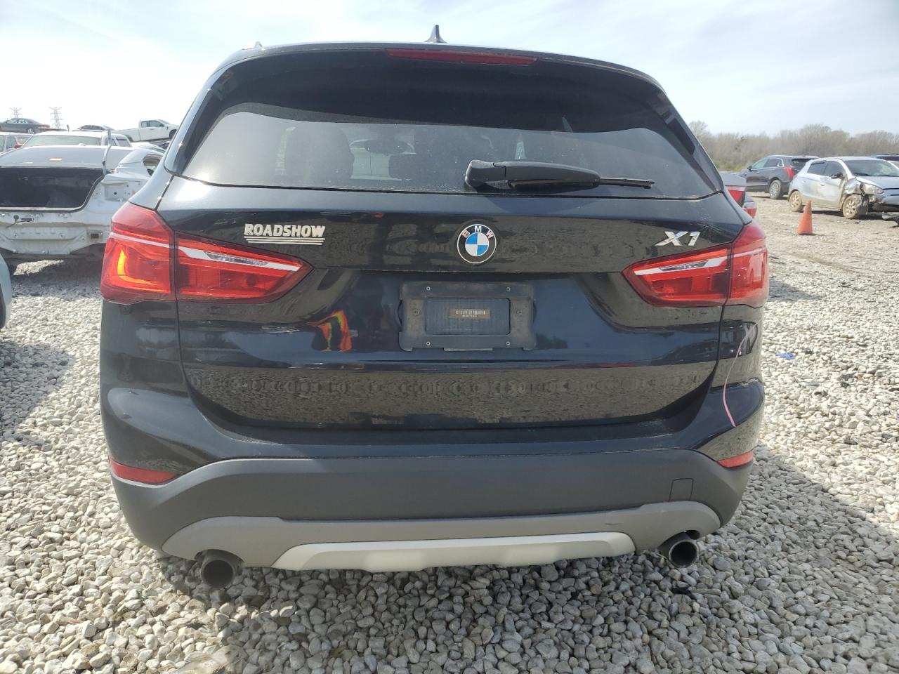 Photo 5 VIN: WBXHT3C37G5F65107 - BMW X1 