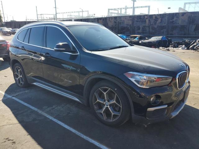 Photo 3 VIN: WBXHT3C37GP884637 - BMW X1 