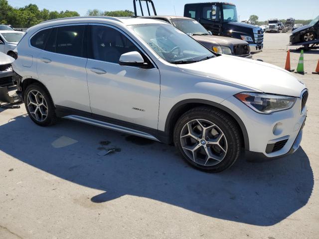 Photo 3 VIN: WBXHT3C37GP885626 - BMW X1 