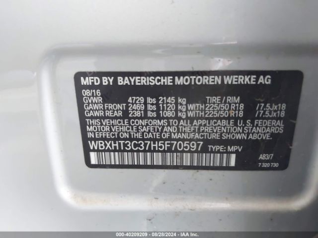 Photo 8 VIN: WBXHT3C37H5F70597 - BMW X1 