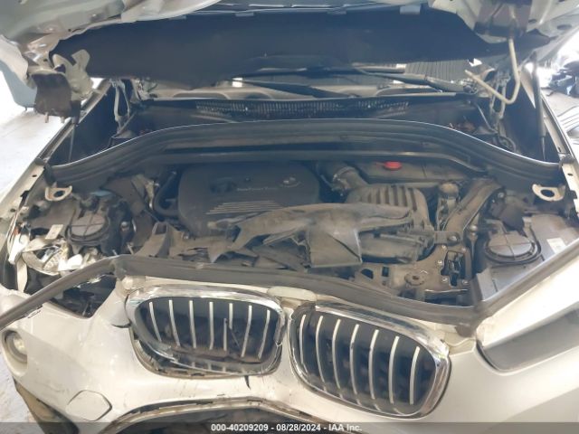 Photo 9 VIN: WBXHT3C37H5F70597 - BMW X1 