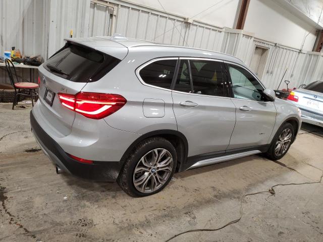 Photo 2 VIN: WBXHT3C37H5F86329 - BMW X1 