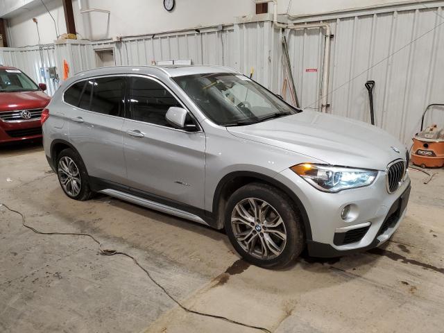 Photo 3 VIN: WBXHT3C37H5F86329 - BMW X1 