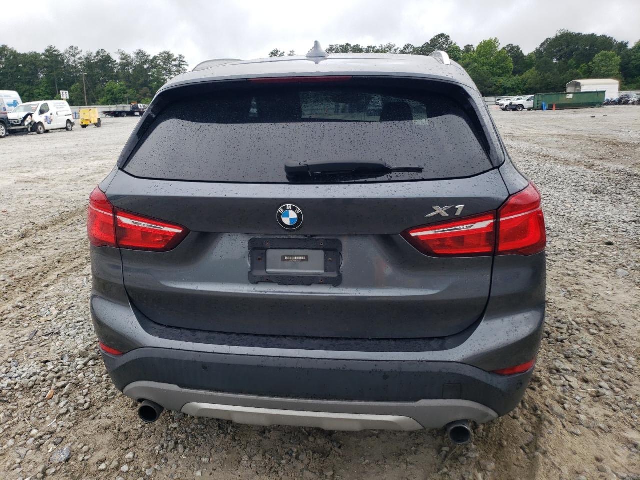 Photo 5 VIN: WBXHT3C38GP881553 - BMW X1 