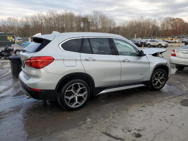 Photo 2 VIN: WBXHT3C38H5F75405 - BMW X1 