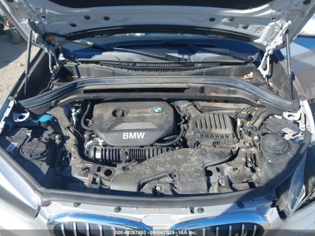 Photo 9 VIN: WBXHT3C38H5F77137 - BMW X1 