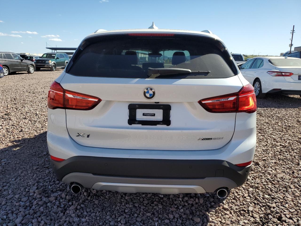 Photo 5 VIN: WBXHT3C38J5L28078 - BMW X1 