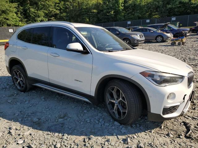 Photo 3 VIN: WBXHT3C39GP882744 - BMW X1 