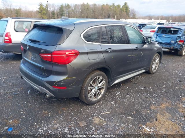 Photo 3 VIN: WBXHT3C39H5F87675 - BMW X1 