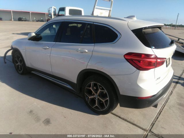 Photo 2 VIN: WBXHT3C39J3H31436 - BMW X1 