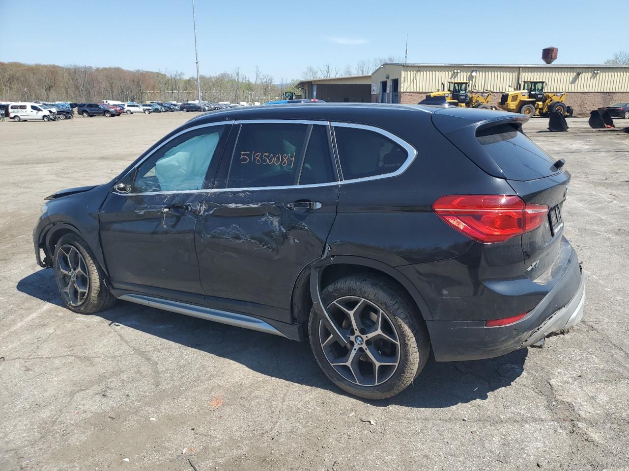 Photo 1 VIN: WBXHT3C39J3H32022 - BMW X1 