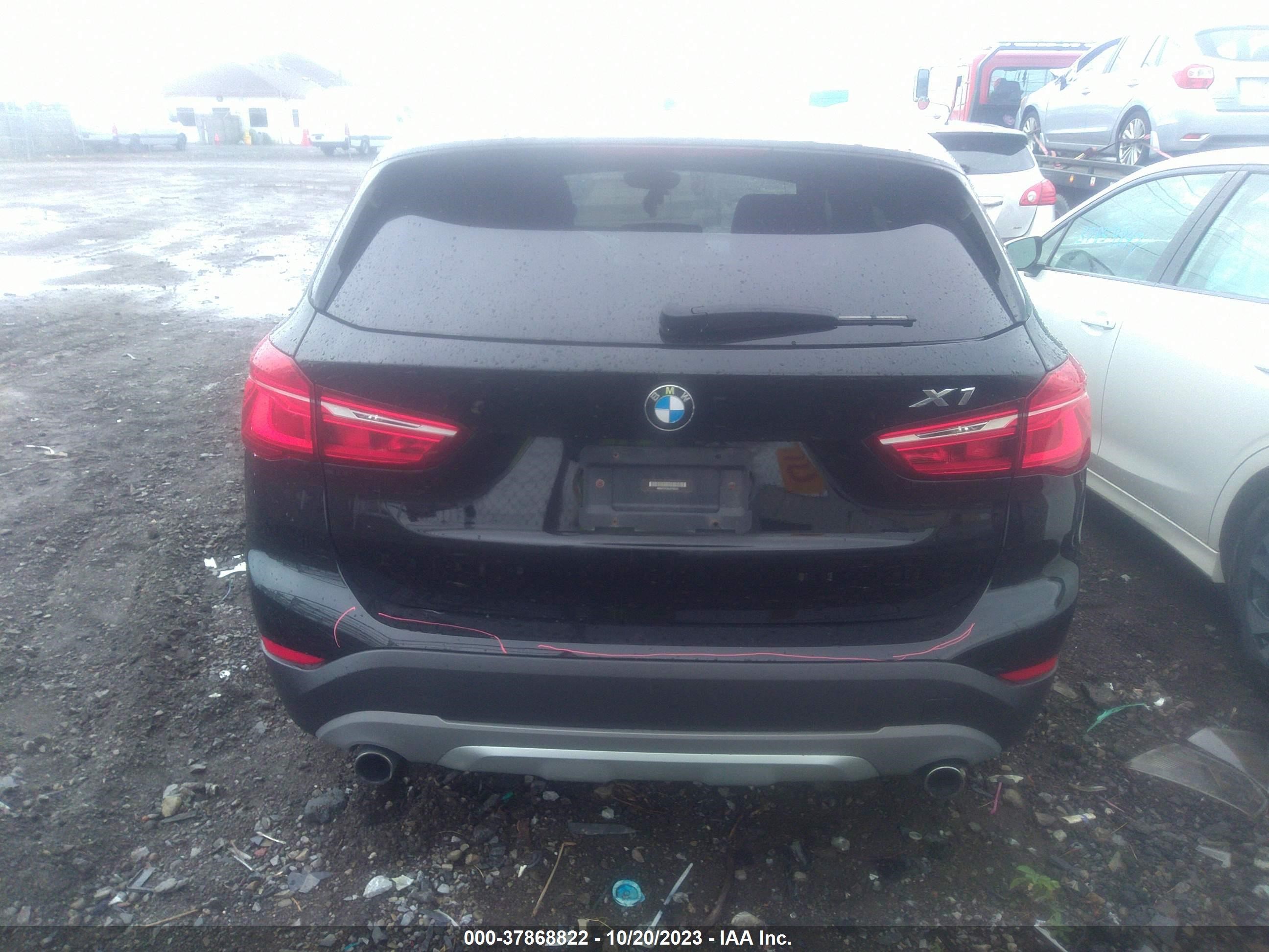 Photo 15 VIN: WBXHT3C39J5F90131 - BMW X1 