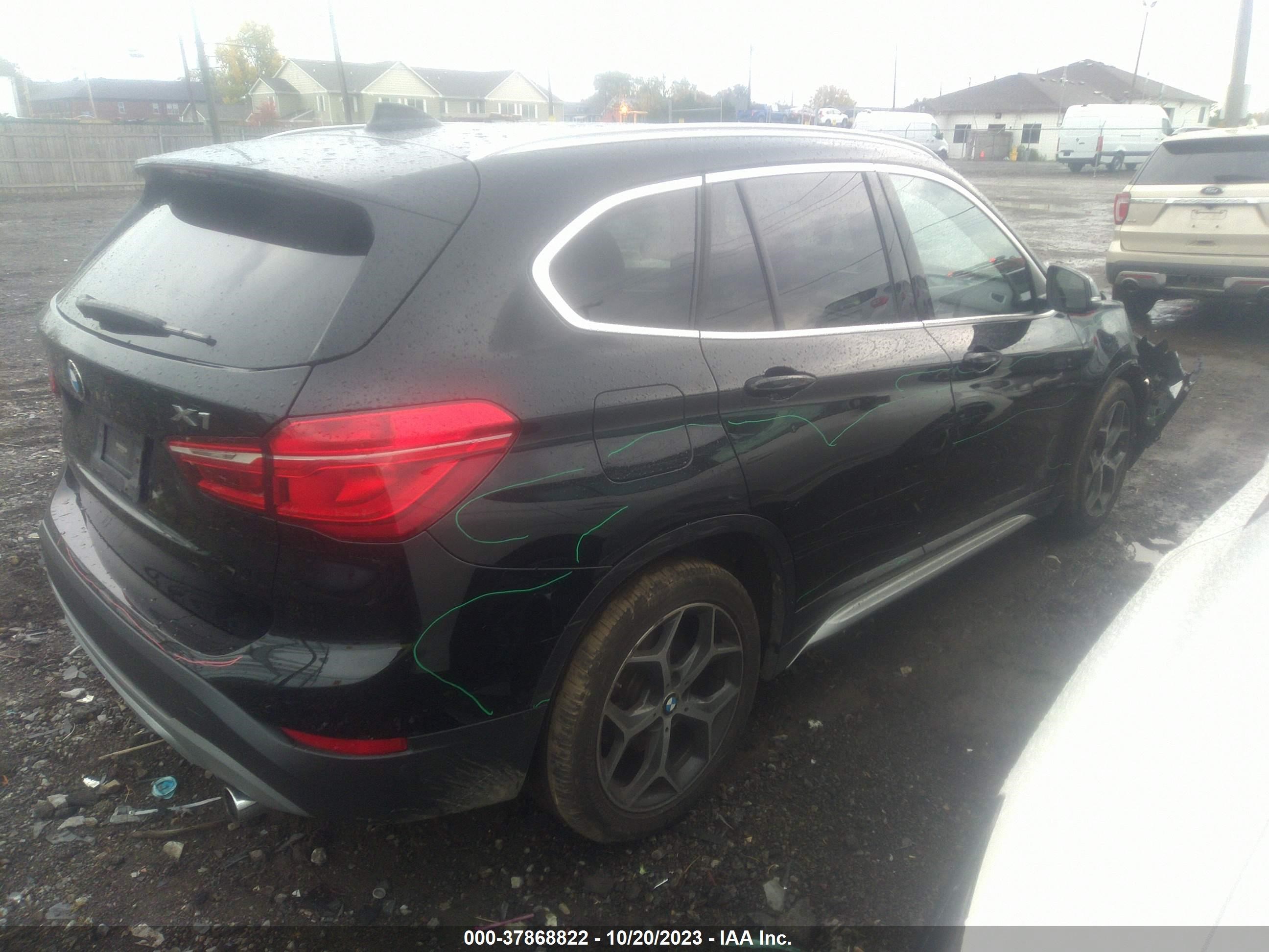 Photo 3 VIN: WBXHT3C39J5F90131 - BMW X1 