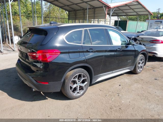 Photo 3 VIN: WBXHT3C39J5K22397 - BMW X1 