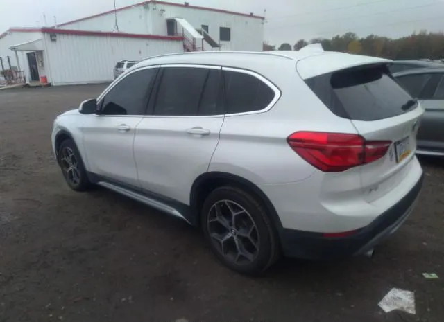 Photo 2 VIN: WBXHT3C39J5L31796 - BMW X1 