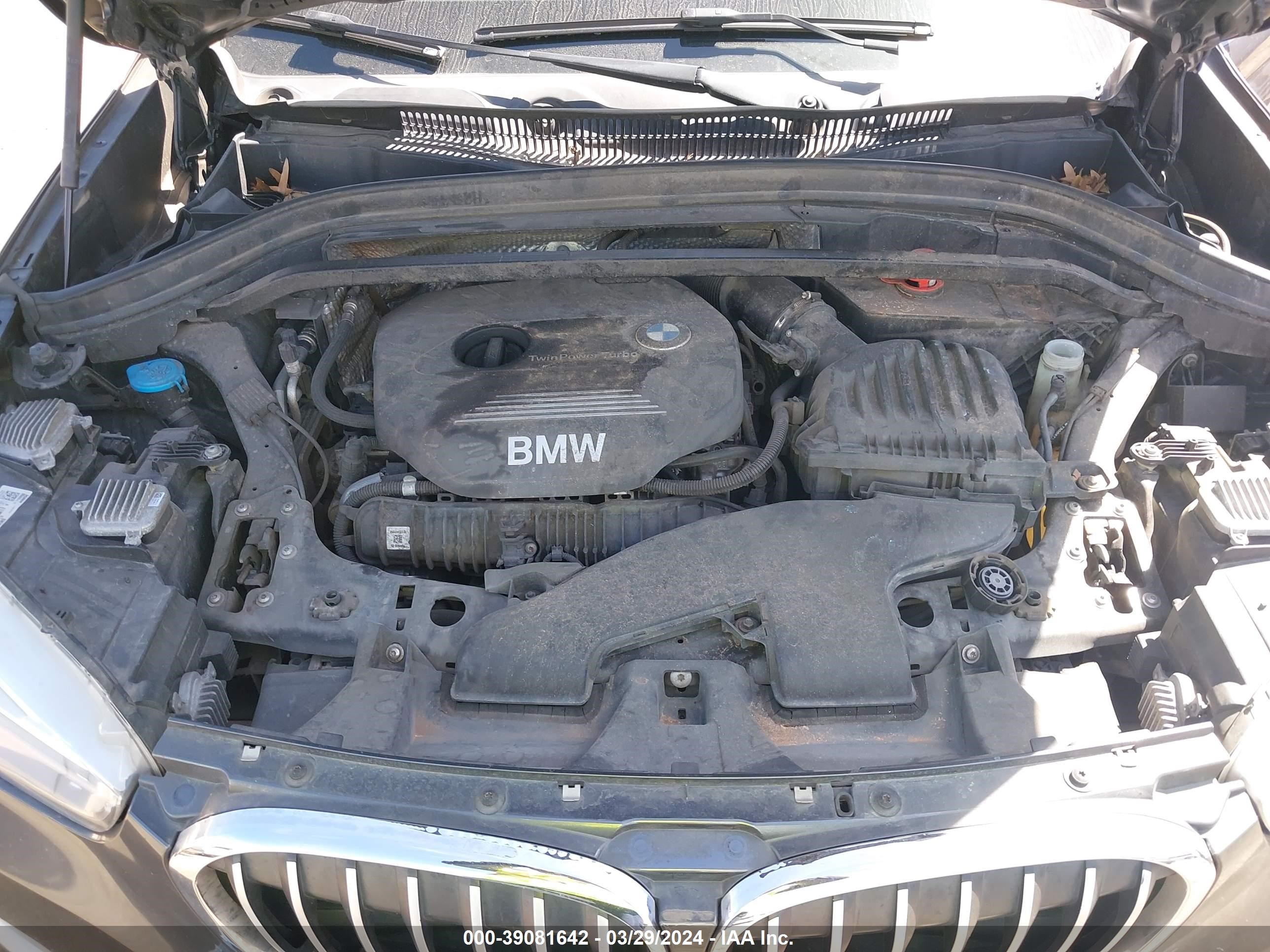 Photo 9 VIN: WBXHT3C3XG5E47181 - BMW X1 