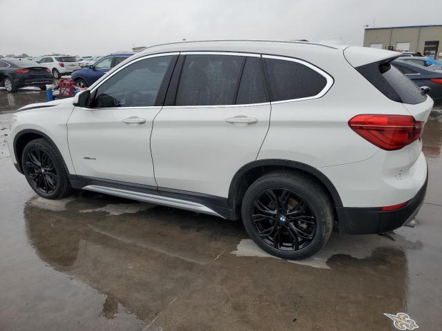 Photo 1 VIN: WBXHT3C3XH5F71646 - BMW X1 