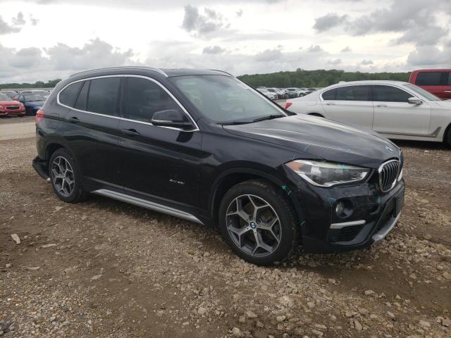 Photo 3 VIN: WBXHT3C3XH5F71940 - BMW X1 