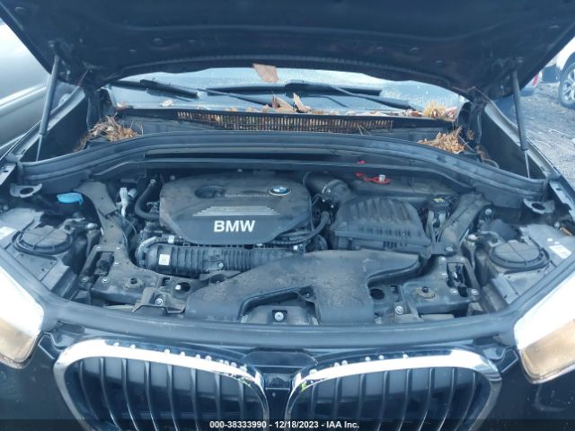 Photo 9 VIN: WBXHT3C3XH5F77656 - BMW X1 