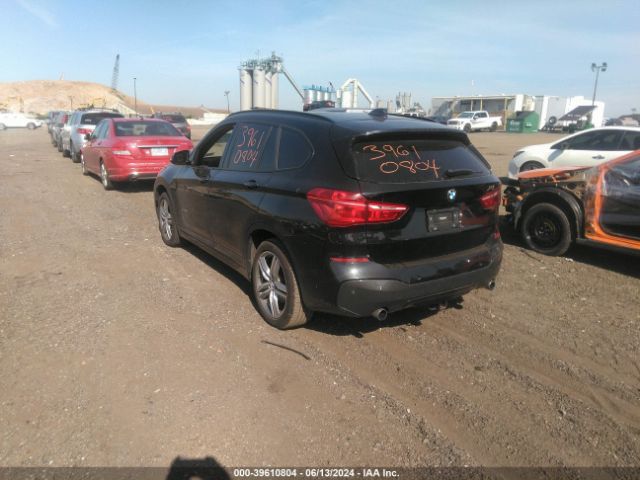 Photo 2 VIN: WBXHT3C3XH5F77656 - BMW X1 