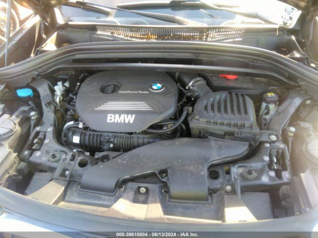 Photo 9 VIN: WBXHT3C3XH5F77656 - BMW X1 