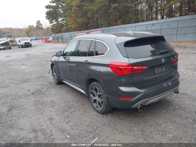 Photo 2 VIN: WBXHT3C3XJ5F90784 - BMW X1 