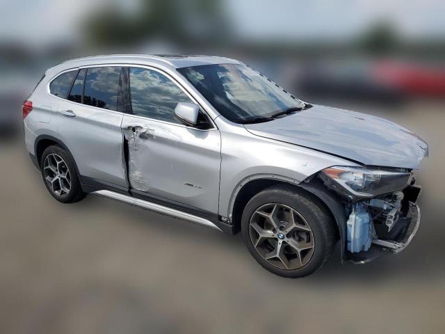 Photo 3 VIN: WBXHT3C3XJ5K20478 - BMW X1 