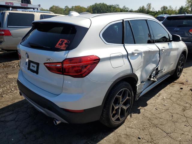 Photo 2 VIN: WBXHT3C3XJ5K22098 - BMW X1 