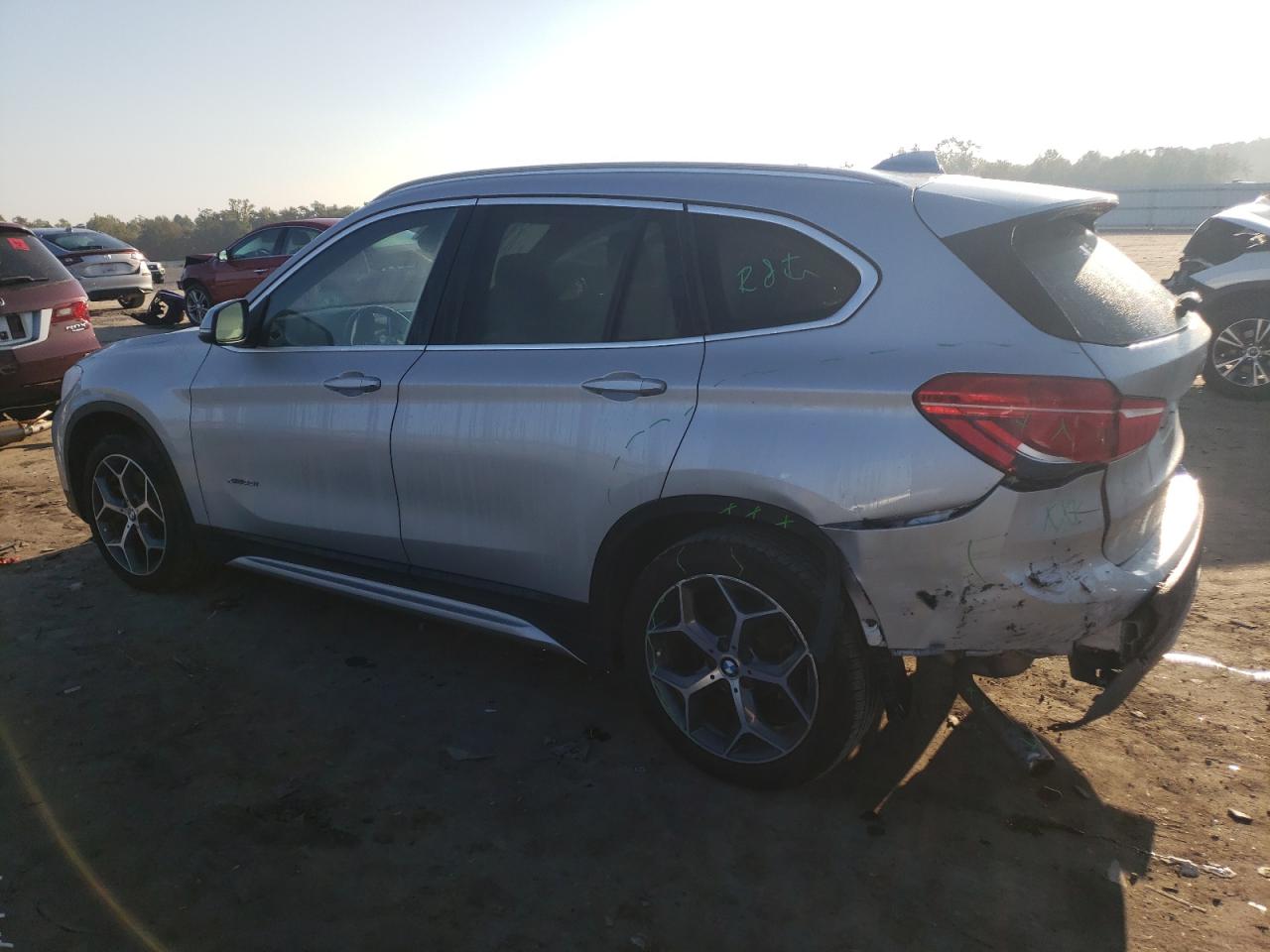 Photo 1 VIN: WBXHT3C3XJ5K22778 - BMW X1 